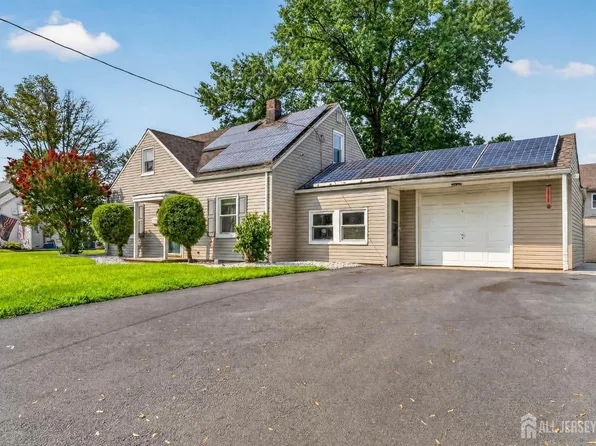 58 Hillcrest Ave, Edison, NJ 08817