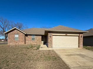 4587 W Brownstone Trce, Springfield, MO 65807