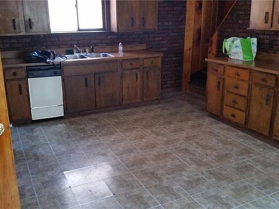 3rd image of 164 N Ogden St