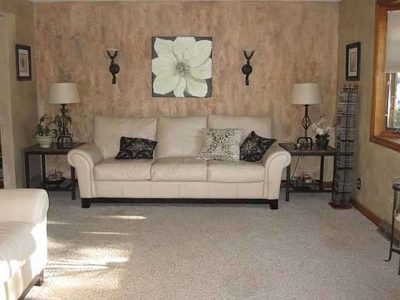5th image of 105 Patricia Dr