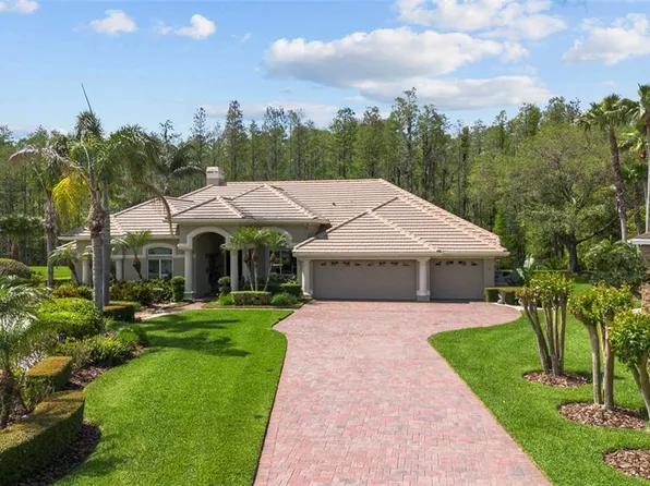 18806 Wimbledon Cir, Lutz, FL 33558