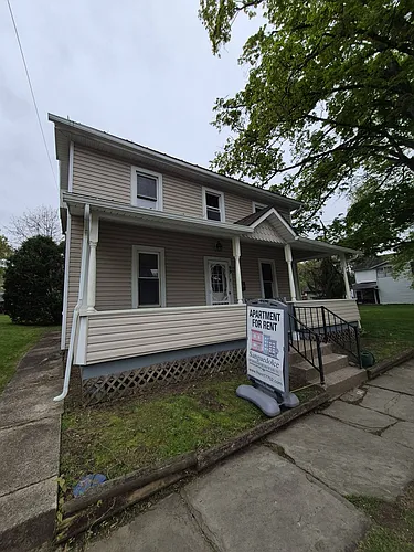 69 Broad St Photo 1