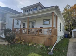 2218 Carlisle Ave, Racine, WI 53404