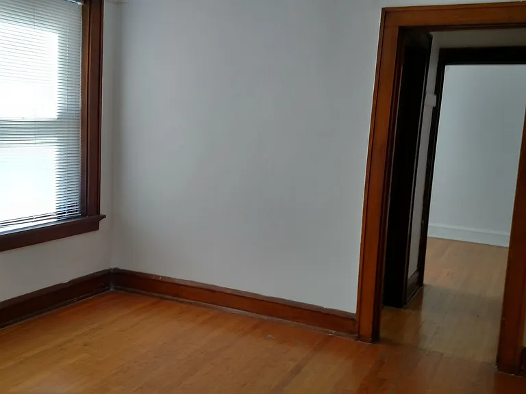 2583 N Murray Ave — Photo 15