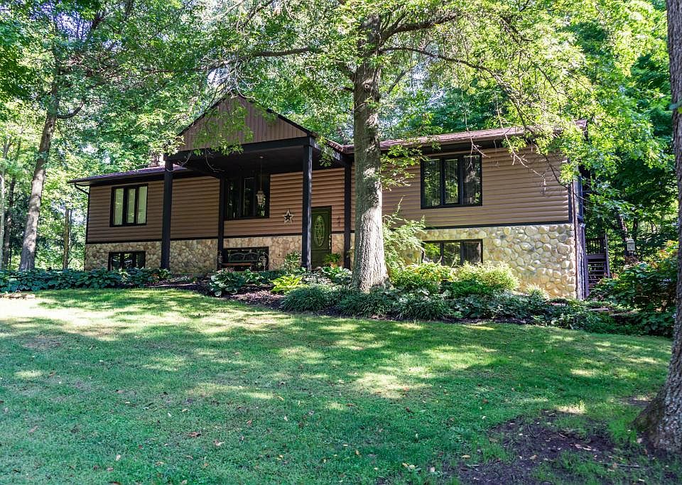 1st image of 7400 Woodale Dr NW