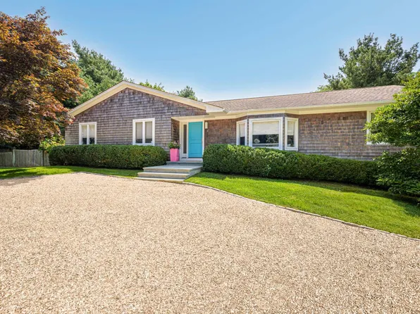 30 Lower Seven Ponds Rd, Water Mill, NY 11976