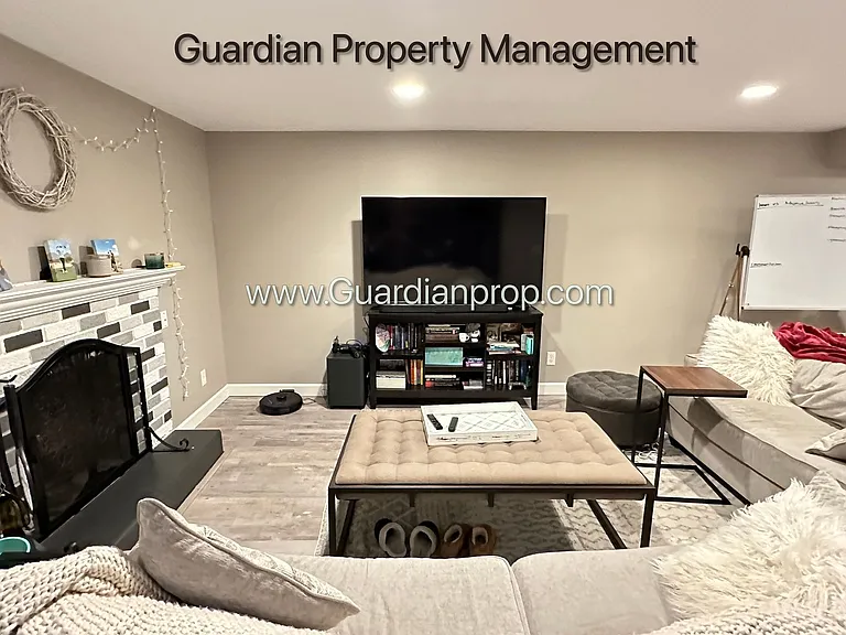 3050 Glenden Ter — Photo 18