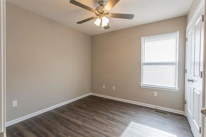 1826 E Walnut St #A — Photo 7