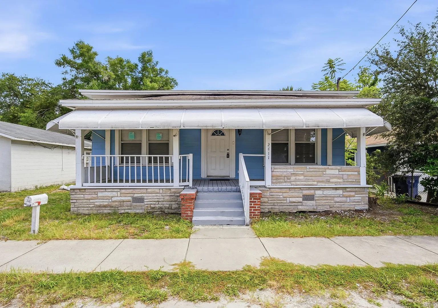 Charming 3-Bedroom Home in Historic Ybor City with Open Floor Plan & Vaulted Ceilings — Photo 1