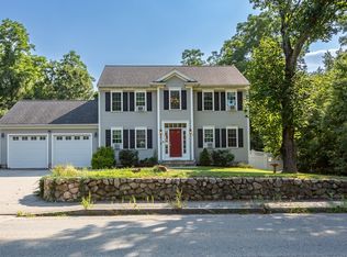 590 Front St, Marion, MA 02738
