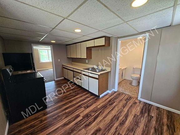 5th image of 401 Litchfield St APT 2