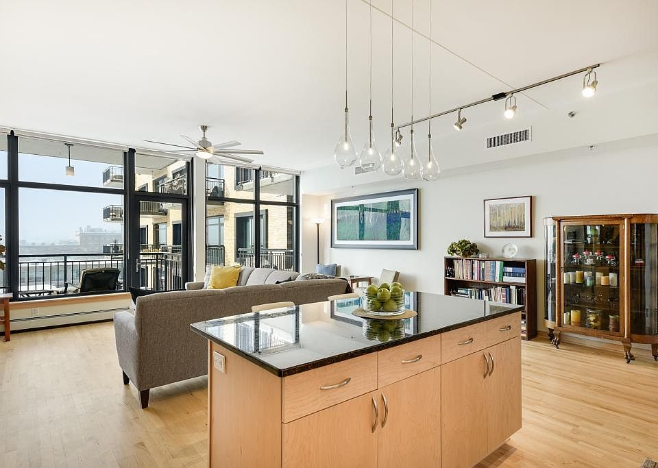 1st image of 1120 2nd St S #506