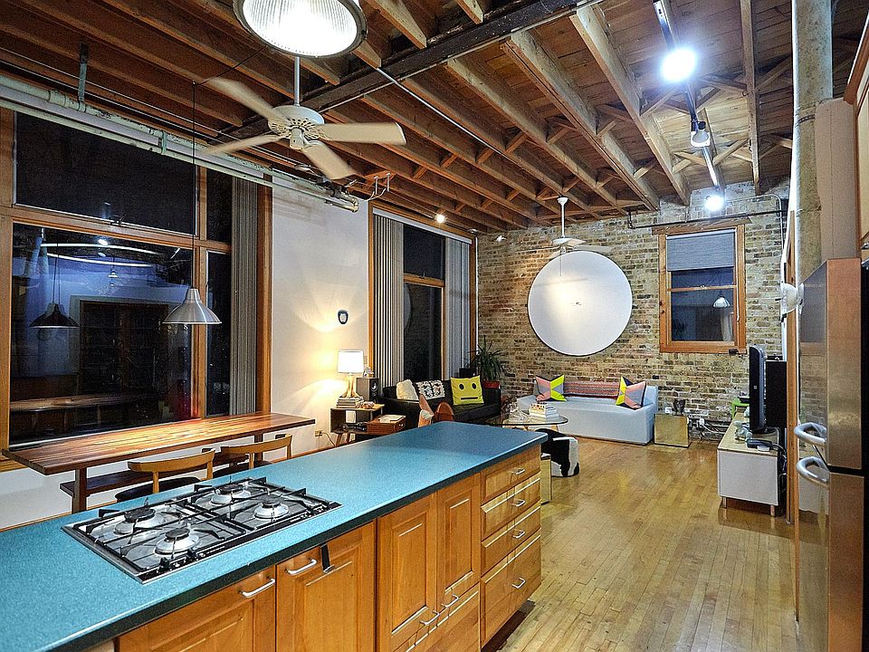 1st image of 2118 W Superior St #1
