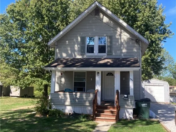 589 Highland Ave, Barberton, OH 44203