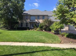 1686 Harper Ln, Crystal Lake, IL 60014
