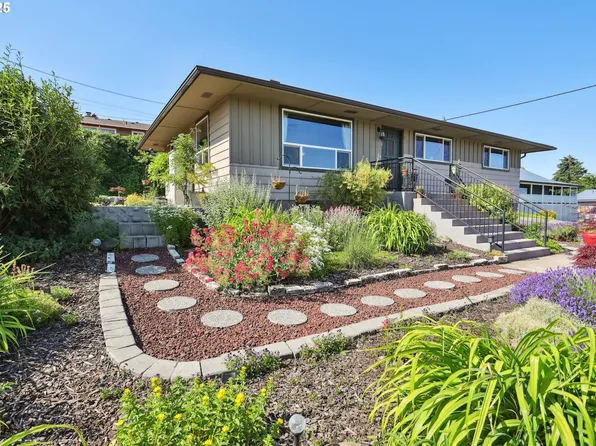 1900 E 10th St, The Dalles, OR 97058