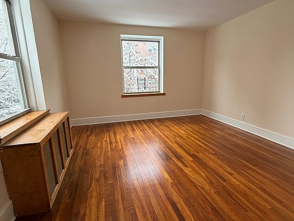 5th image of 6940 108th St APT 2D