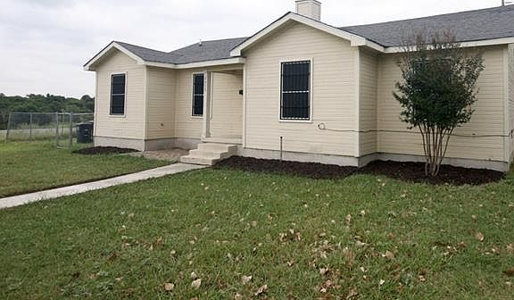 2nd image of 2633 Berryhill Dr