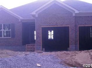 85 Red Crest Dr, Shepherdsville, KY 40165