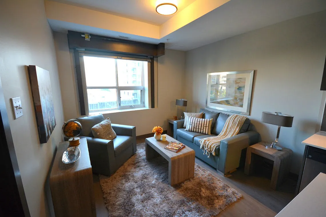 169 Lisgar St. — Photo 4