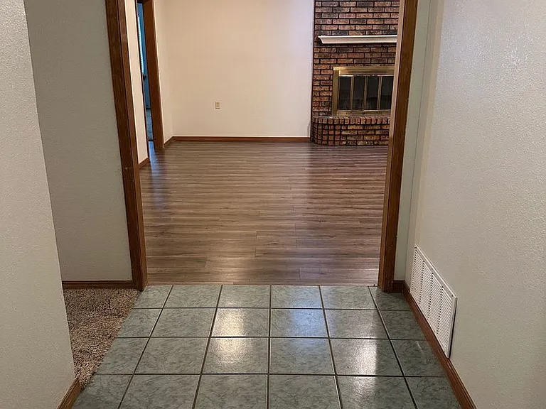 7503 Elmhurst Dr — Photo 4