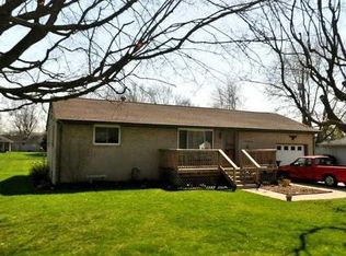 300 Hickory Dr, Springfield, OH 45503