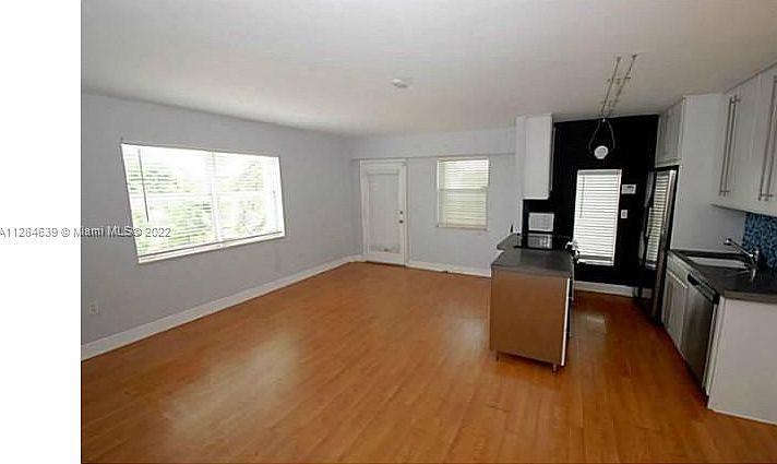 1st image of 1545 Euclid Ave APT 4G