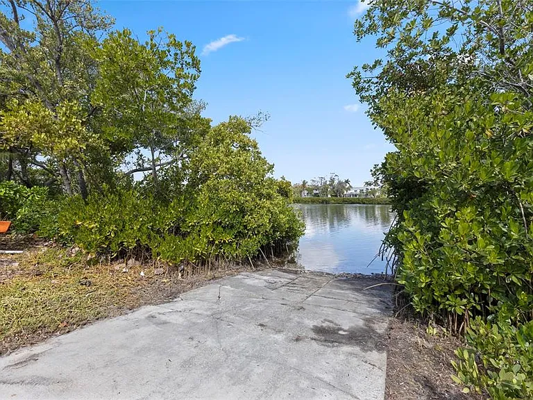 3330 Gulf Of Mexico Dr #104-D — Photo 40