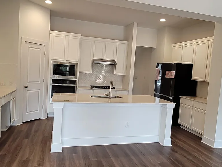 1805 Navajo Song Ln — Photo 13