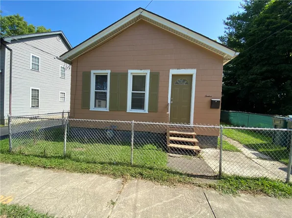 12 Terry St, Rochester, NY 14611