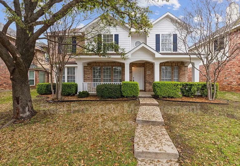 5012 Boxwood Ln — Photo 1
