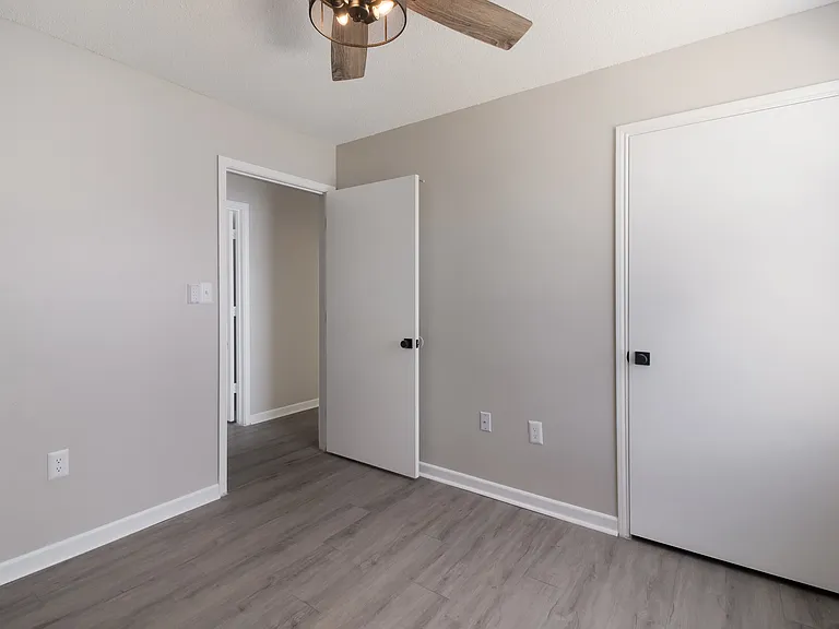 The Flats at Lancaster — Photo 23