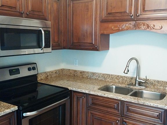 3rd image of 6705 S Hesperides St