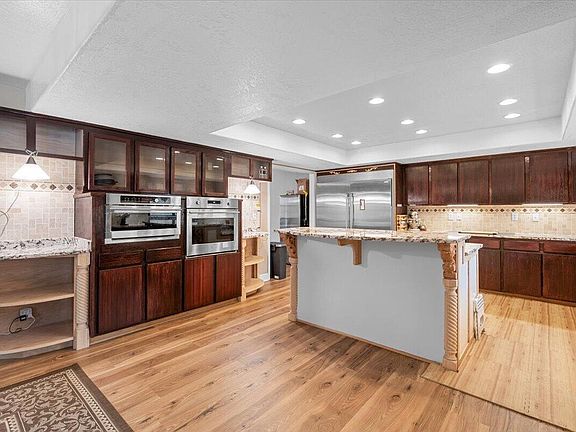 5th image of 113 Walnut Dr