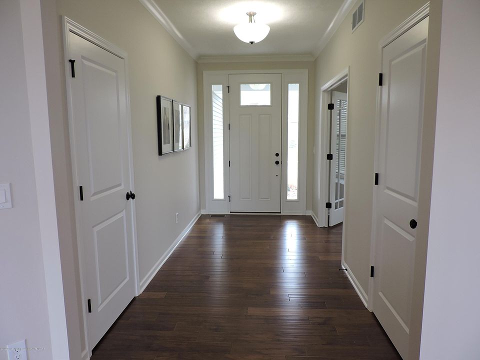 1st image of 2806 Kittansett Dr
