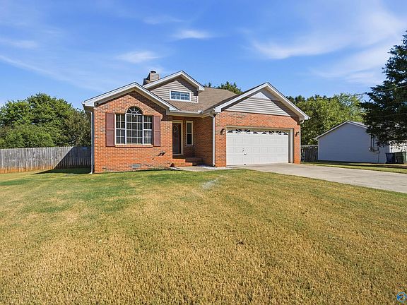 2nd image of 117 Suddith Ln