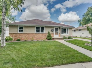 1212 W Frances St, Appleton, WI 54914