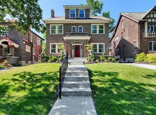 20 Arundel Pl, Saint Louis, MO 63105