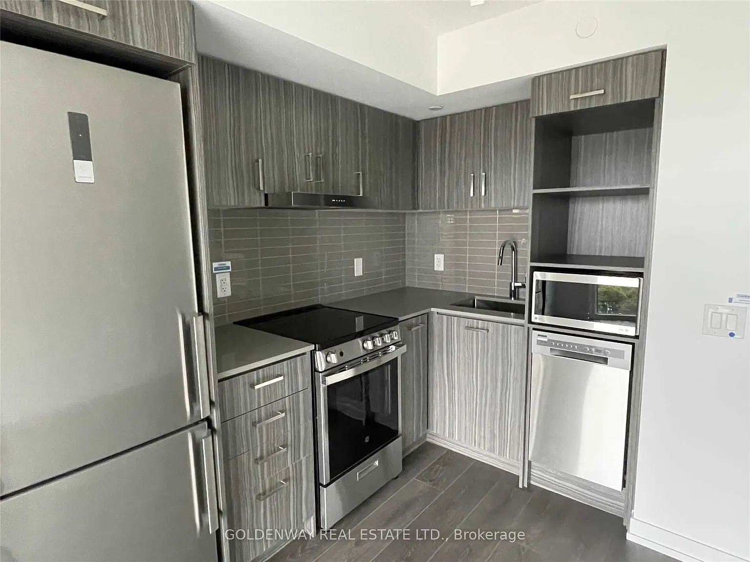 Studio, $1,850 — Photo 4