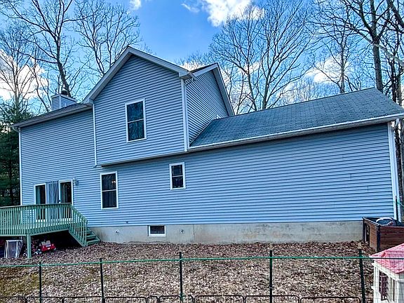 2nd image of 154 Lakeview Dr