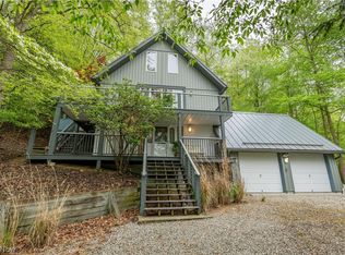 257 W Mohawk Dr, Malvern, OH 44644