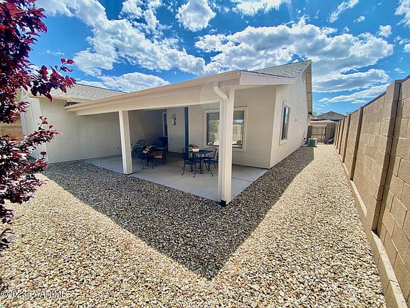 5th image of 325 N La Paz St Lot 214