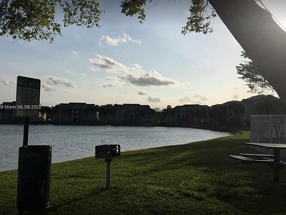 4th image of 2890 N Oakland Forest Dr APT 307