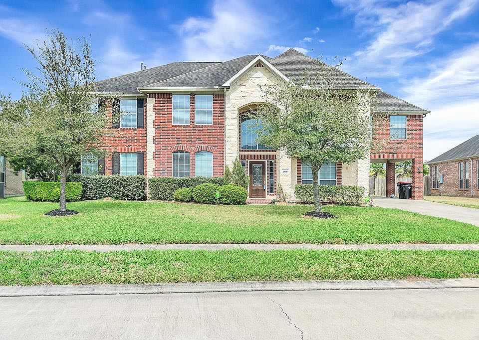 1st image of 23110 Broad Springs Ct