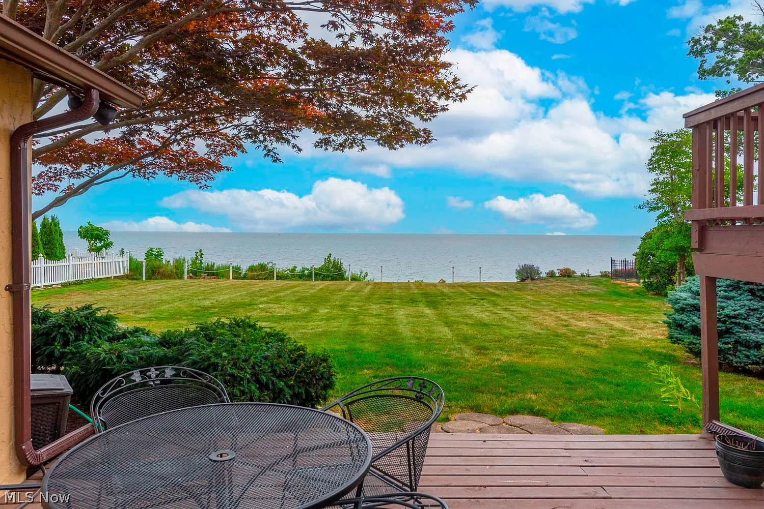 3 bed, 2.5 bath, 2488 sqft, $3,500 — Photo 3