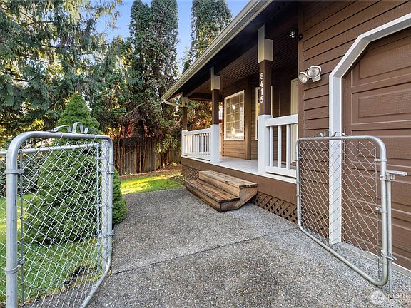 2nd image of 8415 Sumac Court SE