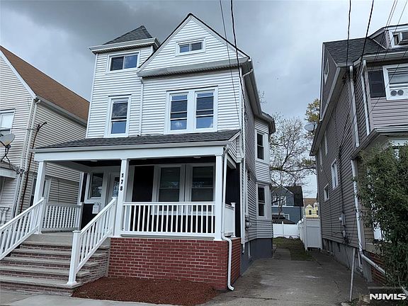 3rd image of 178 Berry St