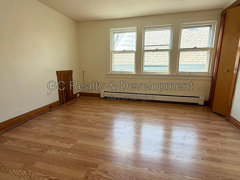 837 Thomas Ave #1 — Photo 18