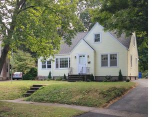 69 Harding St, Hamden, CT 06518