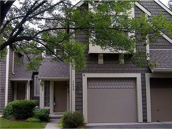2nd image of 7490 Charrington Ct